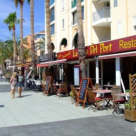 Pavillon De Chic Et Moderne